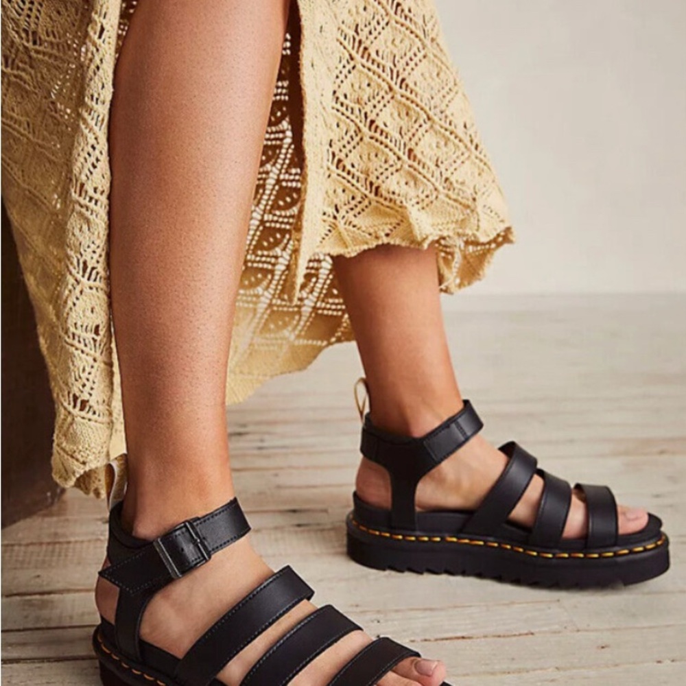 Dr Martens Blair Sandals - Black - size 7